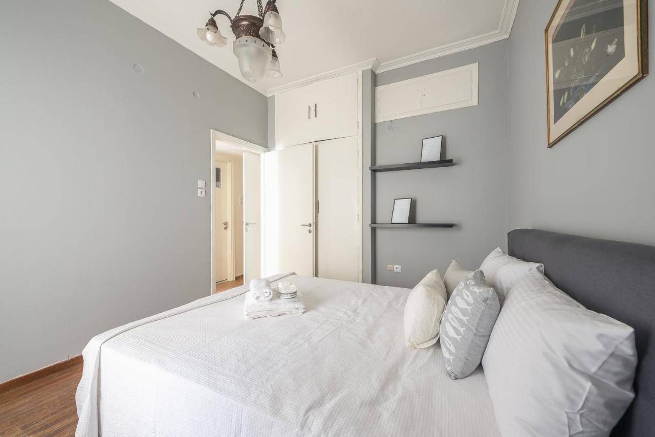 Athenean Classic Apartment At Acropolis Museum & Metro Exterior photo