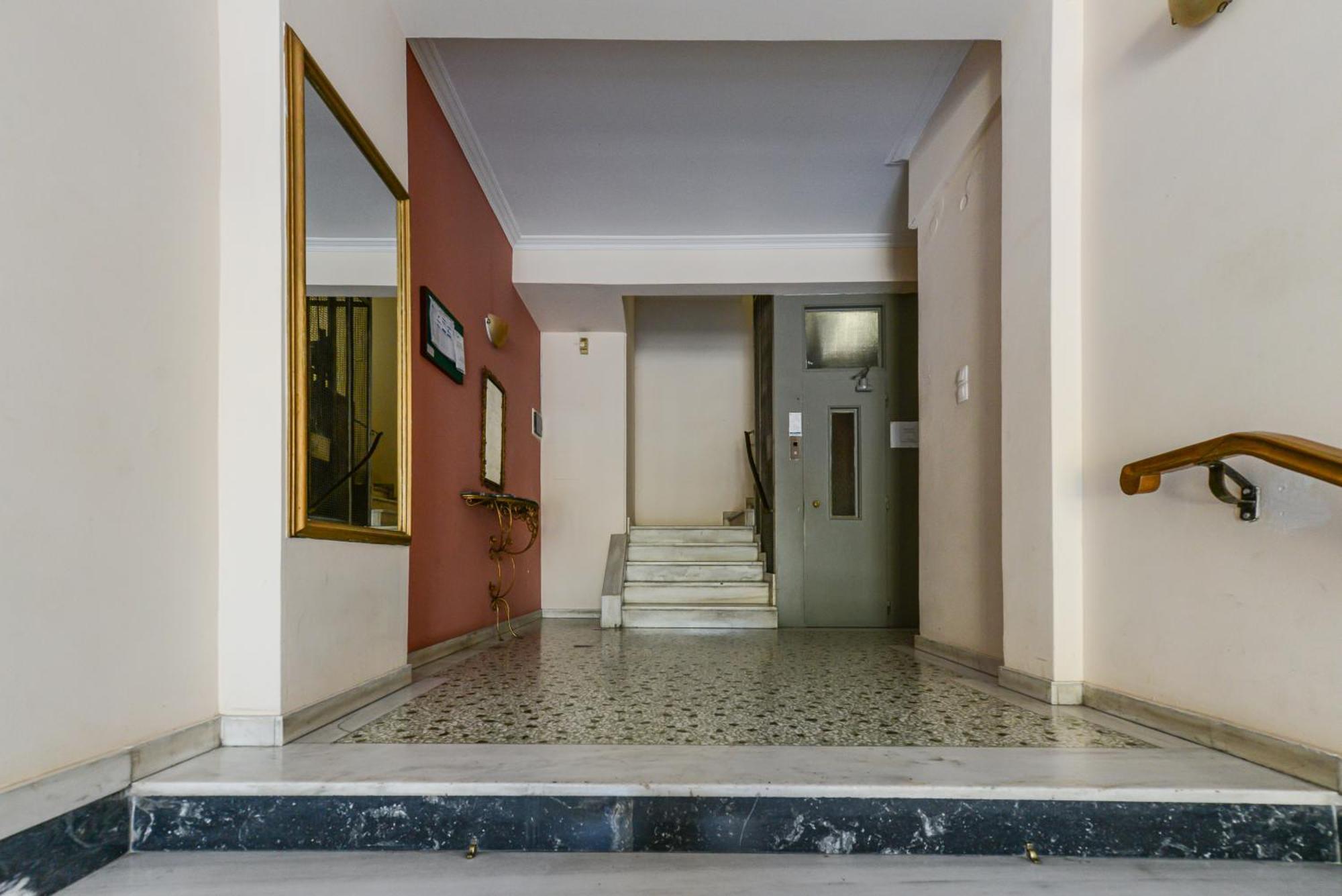 Athenean Classic Apartment At Acropolis Museum & Metro Exterior photo